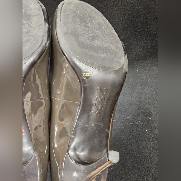 BCBG Paris heels in brown - Picture 6 of 6